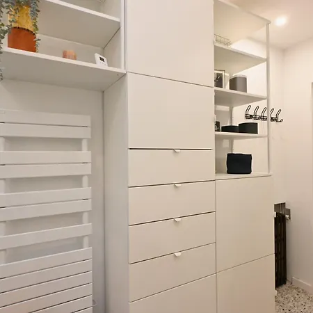 Maison De Familiale, Bel Exterieur, Piscine !