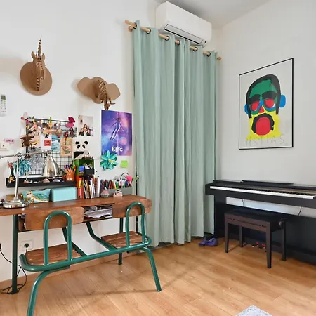 Maison De Familiale, Bel Exterieur, Piscine ! *