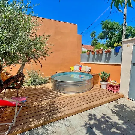 Villa Maison De Familiale, Bel Exterieur, Piscine ! *